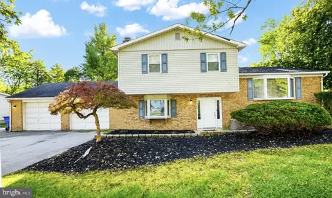 1008 Spruce St, Waldorf, MD 20601