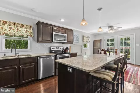 8505 Warren Dr, Pomfret, MD 20675