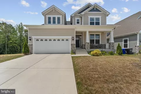 5192 Newport Cir, White Plains, MD 20695