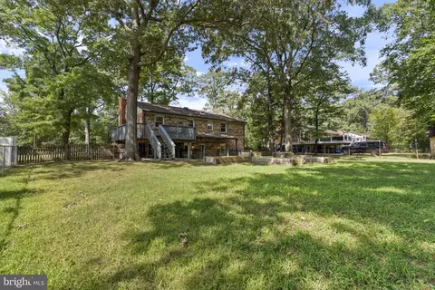 Exterior - 3754 Gardiner Rd, Waldorf, MD 20601 photo 6 of 13