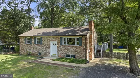 Exterior - 3754 Gardiner Rd, Waldorf, MD 20601 photo 10 of 13