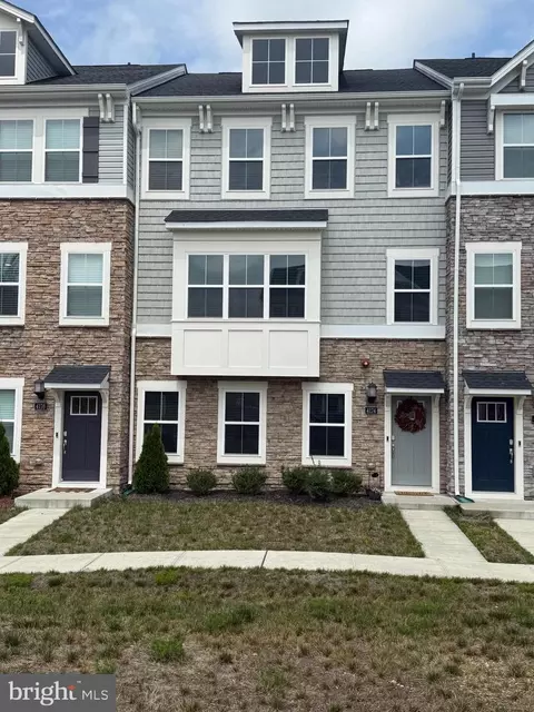 4174 Brodie Pl, White Plains, MD 20695