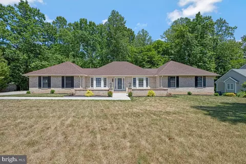 1010 Wales Dr, La Plata, MD 20646