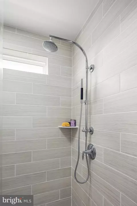 Bath - 10410 Halmstad Dr, Waldorf, MD 20601 photo 1 of 1