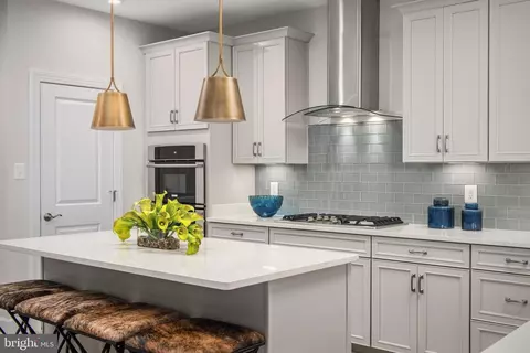 Kitchen - 10410 Halmstad Dr, Waldorf, MD 20601 photo 3 of 6