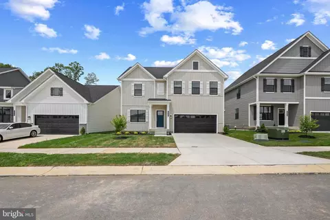 509 Twisted Twig Ln, La Plata, MD 20646