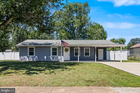 812 Stone Ave, Waldorf, MD 20602