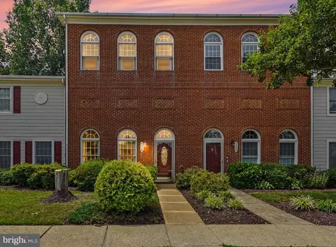 536 Quince Ct, La Plata, MD 20646