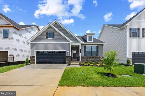 522 Twisted Twig Ln, La Plata, MD 20646