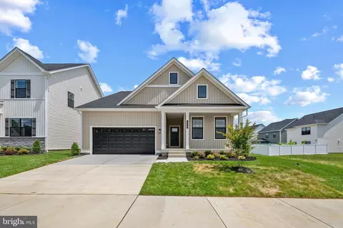 530 Twisted Twig Ln, La Plata, MD 20646