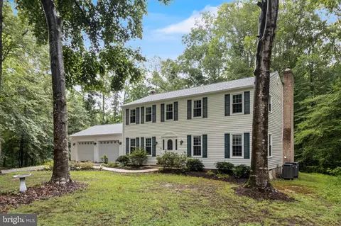 9620 Terri Dr, La Plata, MD 20646