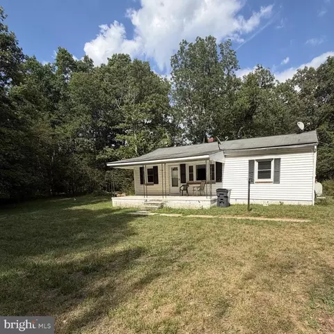 5990 Roosevelt Pl, Bryantown, MD 20617
