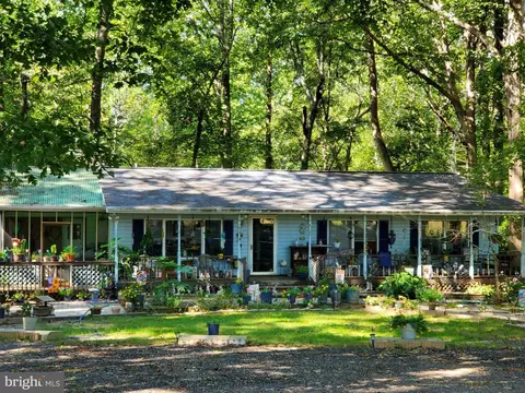 6315 Wilmers Pl, Hughesville, MD 20637