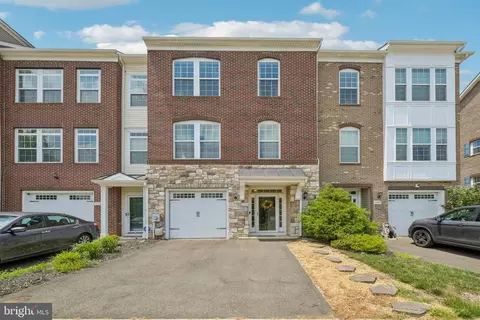 12385 Sandstone St, Waldorf, MD 20601