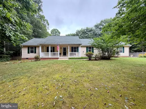 8745 Pebble Pl, Charlotte Hall, MD 20622