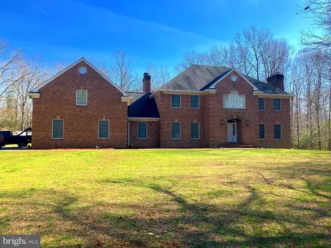 13745 Edelen Dr, Bryantown, MD 20617
