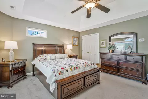 Bedroom - 11565 Magnolia Ct, Issue, MD 20645 photo 2 of 6