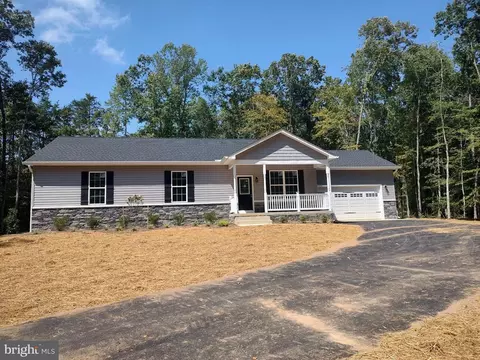 13135 Alyson Pl, Charlotte Hall, MD 20622