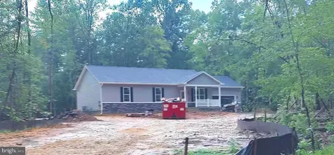 13135 Alyson Pl, Charlotte Hall, MD 20622