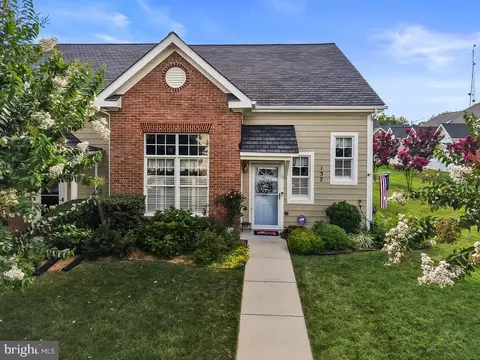 137 Thomas Jefferson St, La Plata, MD 20646