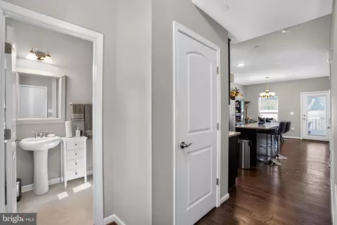 Entry Way - 29 Stuart, Indian Head, MD 20640 photo 3 of 7