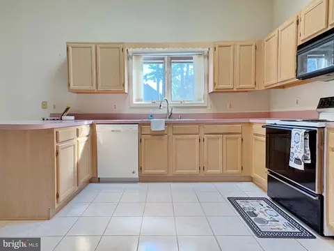 Kitchen - 14495 Over Creek Dr, Issue, MD 20645 photo 2 of 5
