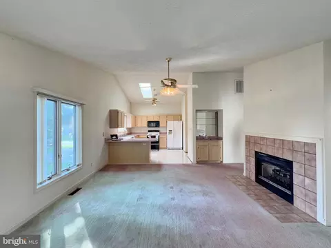 Living - 14495 Over Creek Dr, Issue, MD 20645 photo 12 of 12