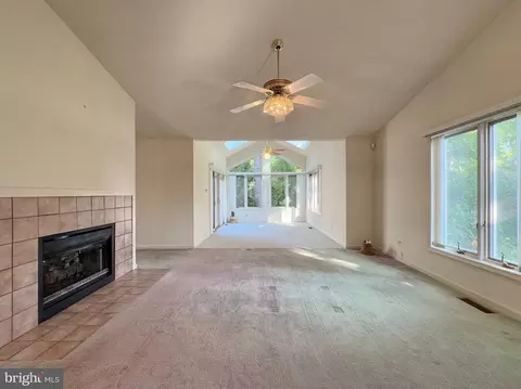 Living - 14495 Over Creek Dr, Issue, MD 20645 photo 10 of 12