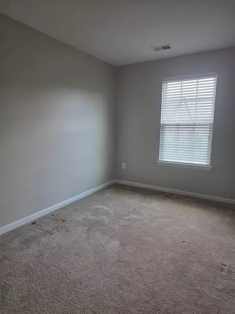 Bedroom - 3166 High Rocks Pl, Waldorf, MD 20601 photo 5 of 5
