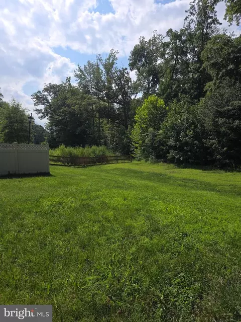 Exterior - 3166 High Rocks Pl, Waldorf, MD 20601 photo 4 of 7