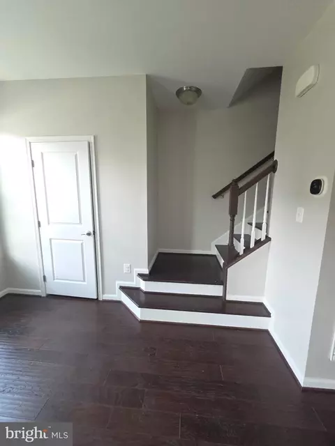 Entry Way - 3166 High Rocks Pl, Waldorf, MD 20601 photo 1 of 6