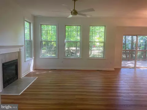 Living - 14645 Balsam Ct, Swan Point, MD 20645 photo 5 of 7