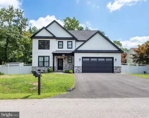 12126 Riverview Dr, Newburg, MD 20664