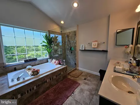 Bath - 3071 Miranda Pl, Waldorf, MD 20603 photo 4 of 4