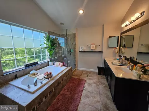 Bath - 3071 Miranda Pl, Waldorf, MD 20603 photo 3 of 4