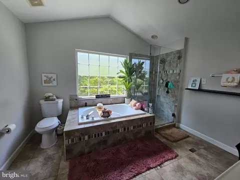 Bath - 3071 Miranda Pl, Waldorf, MD 20603 photo 2 of 4