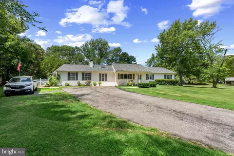 4915 Quade Cir, Waldorf, MD 20602