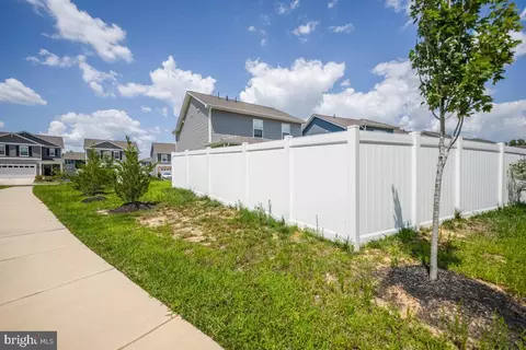 Exterior - 554 Fawn Meadow Ln, La Plata, MD 20646 photo 5 of 7