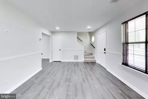 Living - 2809 Hackney Ln, Waldorf, MD 20602 photo 2 of 5