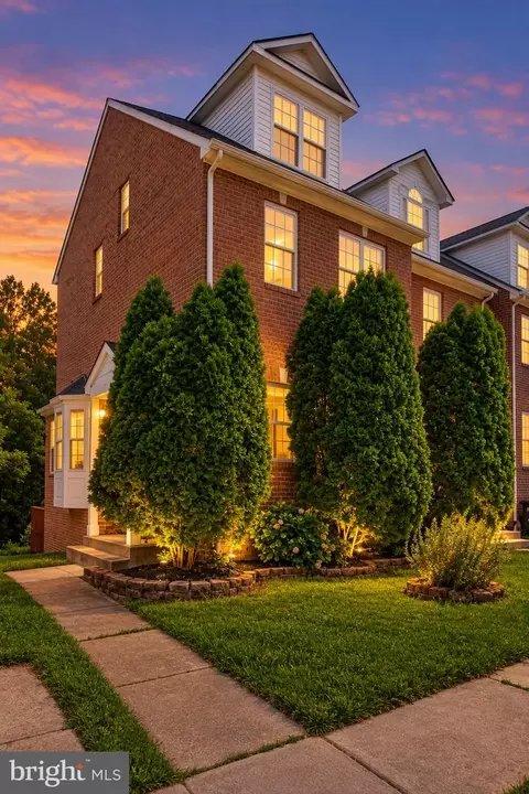2380 Tacoma Pl, Waldorf, MD 20603