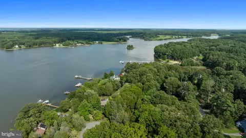 11915 Limestone Ct, Swan Point, MD 20645 photo 7
