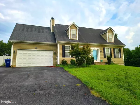 7065 Quicktree Farm Ct, Hughesville, MD 20637