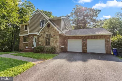 7550 Serenity Dr, Hughesville, MD 20637