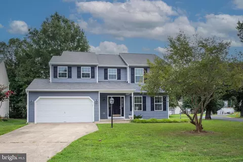 5301 Ray Ct, Waldorf, MD 20603