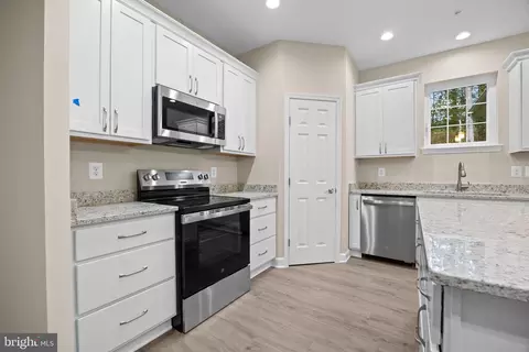 Kitchen - 11330 Lord Baltimore Dr, Issue, MD 20645 photo 3 of 5
