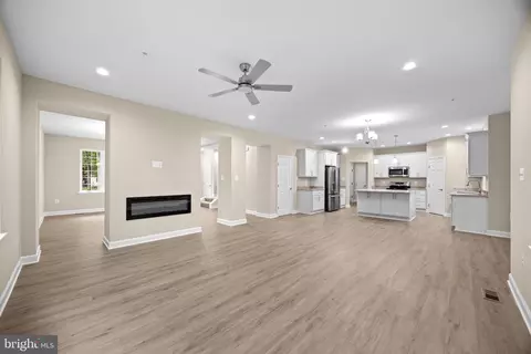 Living - 11330 Lord Baltimore Dr, Issue, MD 20645 photo 4 of 10