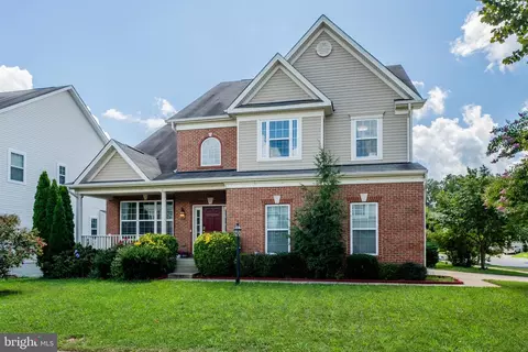 5240 Feathers Ct, White Plains, MD 20695