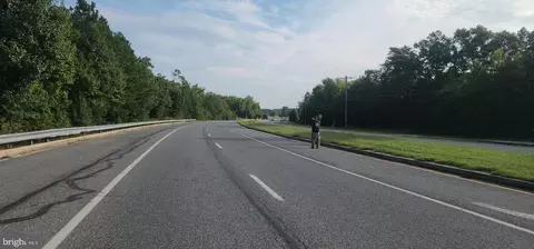 Middletown Rd, Waldorf, MD 20602 photo 3
