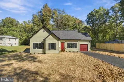 Exterior - 4 Travers Rd, Indian Head, MD 20640 photo 2 of 2