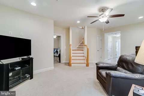 Entry Way - 38 Derby Dr, La Plata, MD 20646 photo 6 of 7
